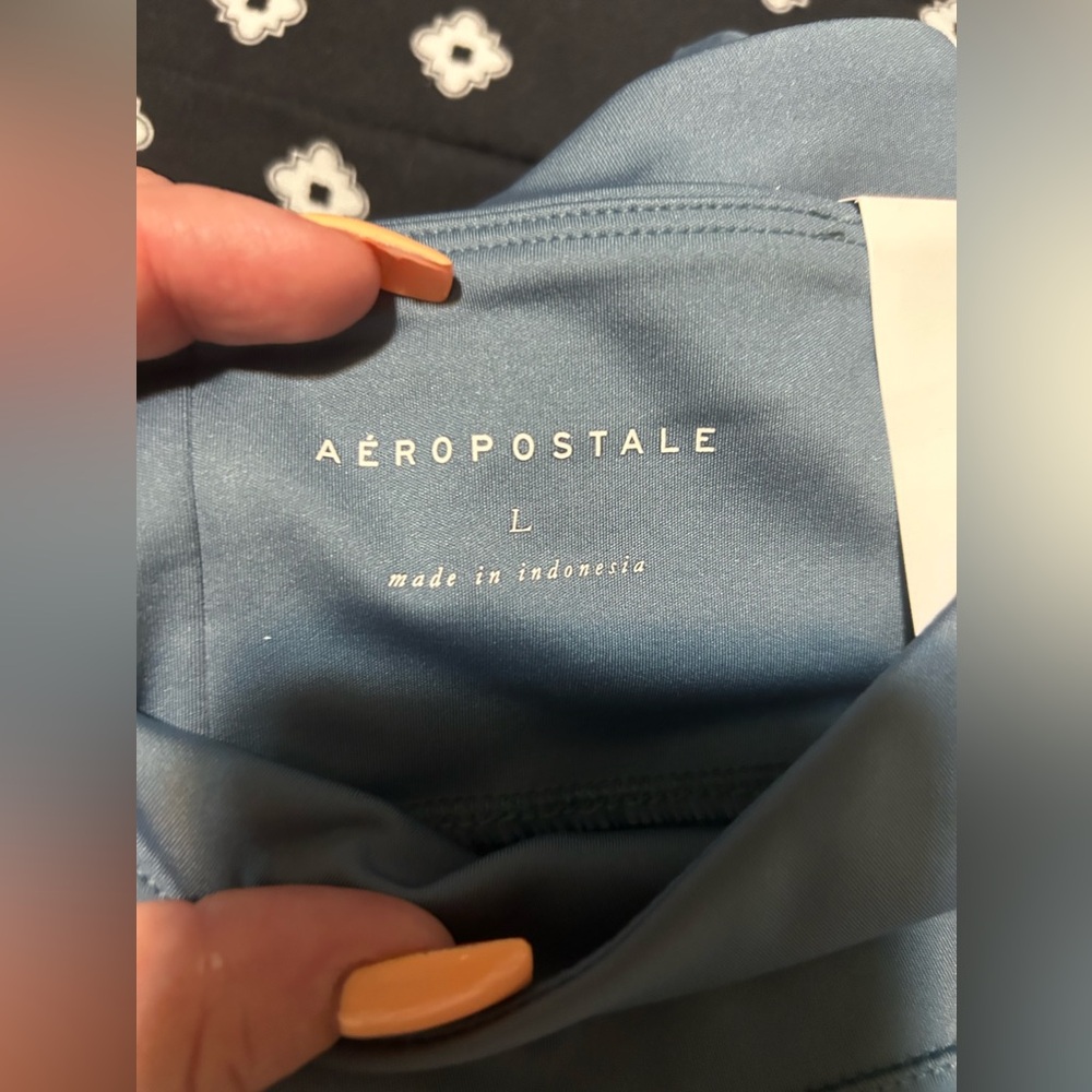 NWT- Aeropostale Blue leggings- high rise w/ pockets- size large - Picture 3 of 11